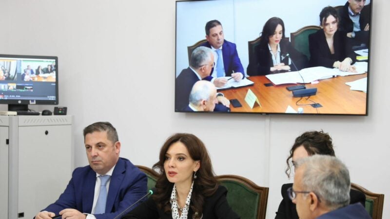 “Ne nuk do sulmojmë prokurorë apo gjykatës”, Spiropali përgjigjet për hetimet e SPAK: Nuk ka të paprekshëm në Shqipëri