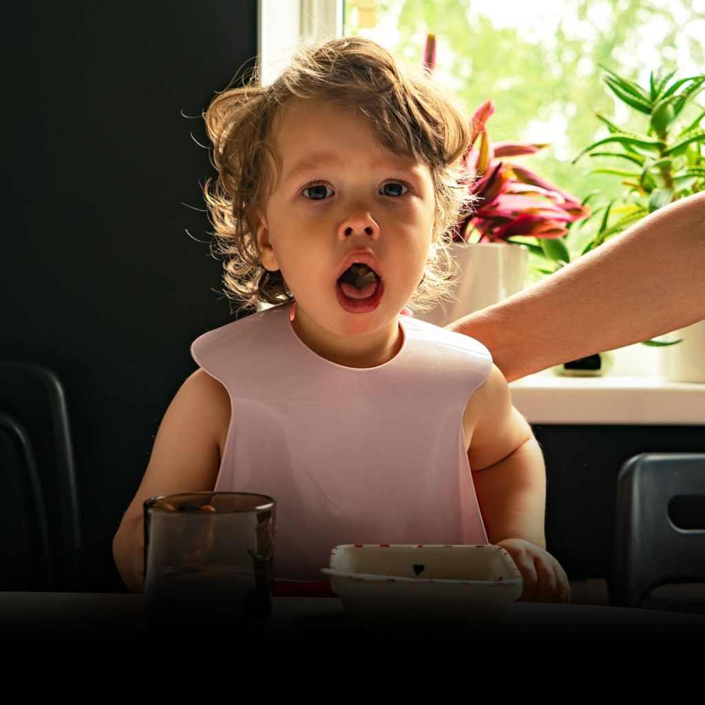 Nëse fëmija juaj s’ka mbushur ende 4 vjeç, mos ia jepni në asnjë mënyrë këtë ushqim