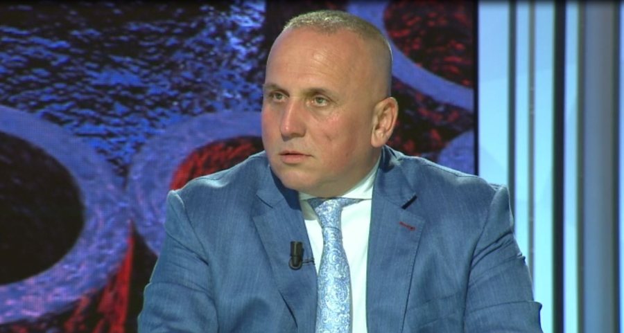 “Nga 1997-ta, te Bamir Topi president”, Ilir Kulla: Fatos Nano shmangu shumë kriza, iku nga politika se nuk e shihte…