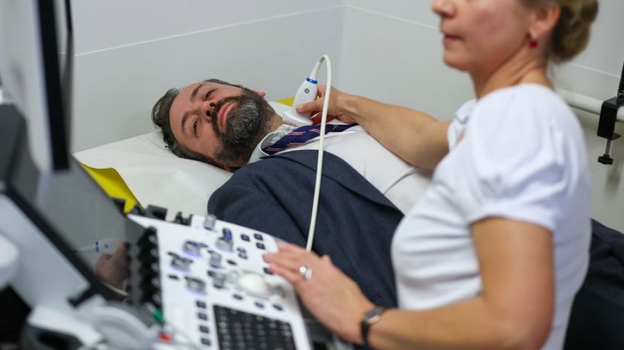 Një eko e thjeshtë e qafës mund të zbulojë atakun në zemër tek të moshuarit