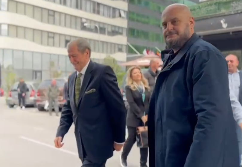 Nuk iu përgjigj thirrjes për “21 Janarin”, Berisha paraqitet në SPAK në zbatim të masës detyrim paraqitje