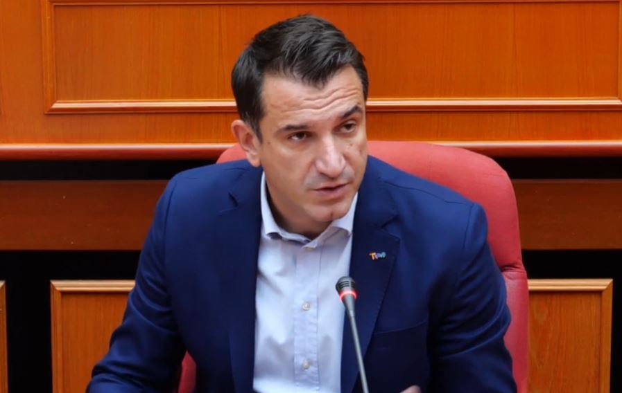 “Nuk ka dorëheqje”, Veliaj flet për mediat amerikane: Më kanë kufizuar takimet, s’më lejojnë të ushtroj detyrën