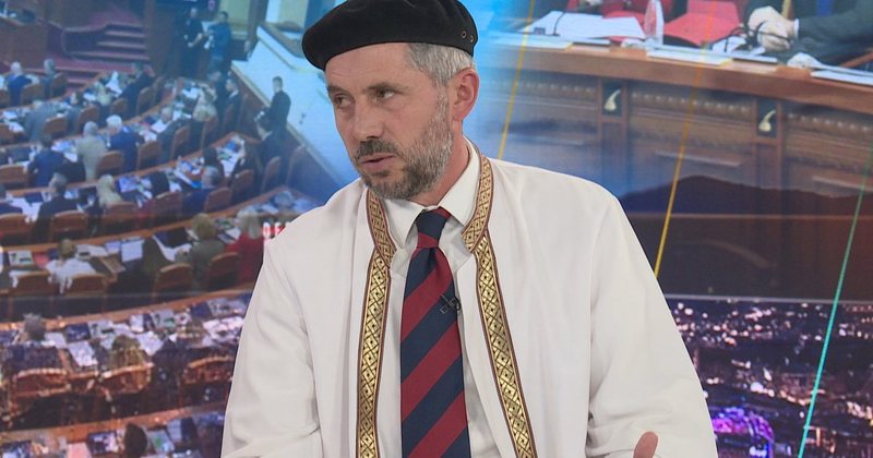 “O doktor, në 2010 ishe pro homoseksualëve”, Ylli Gurra për Berishën: Nuk mund të flasë sot për vlera familjare