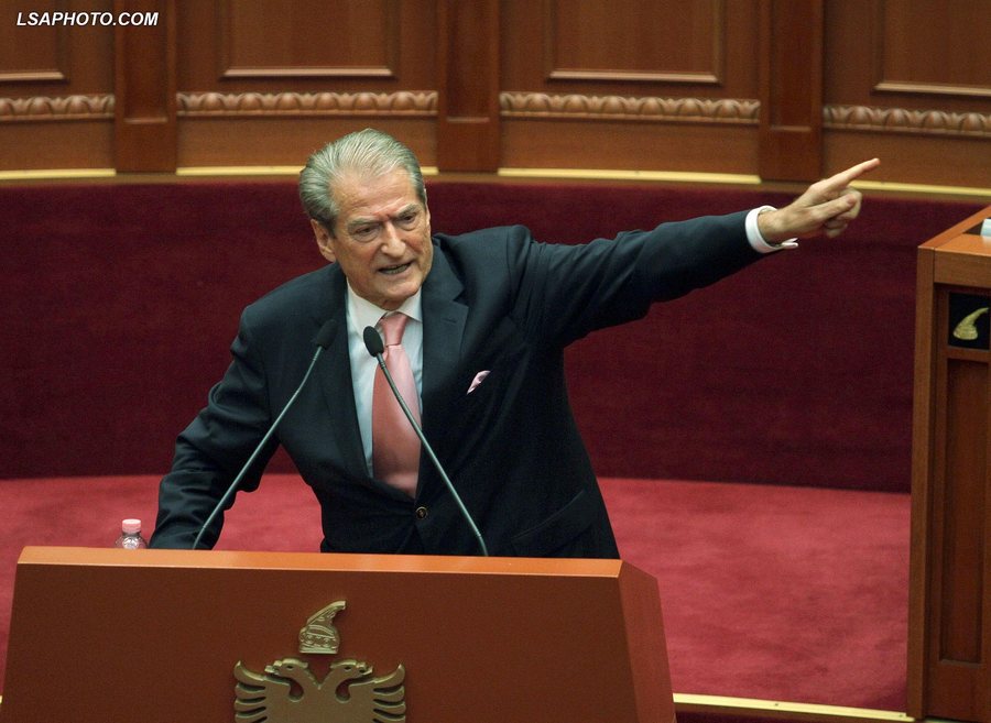 Ofendimet ndaj Ambasadorit Gonzato, Berisha përjashtohet 10 ditë nga Kuvendi