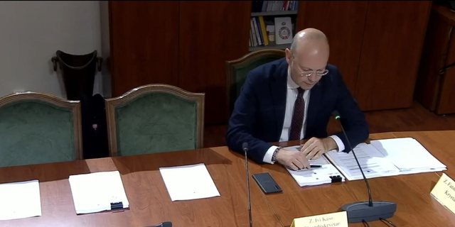 Opozita rikthehet në komisione, Kaso: Na është ngushtuar hapësira parlamentare, arena e debatit sa për formalitet