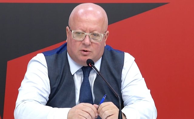 “Ora e Tokios s’punon më”, Gjokutaj shpërthen ndaj Ramës: Kryeministrit po i shteron koha për t’i shpëtuar hetimeve