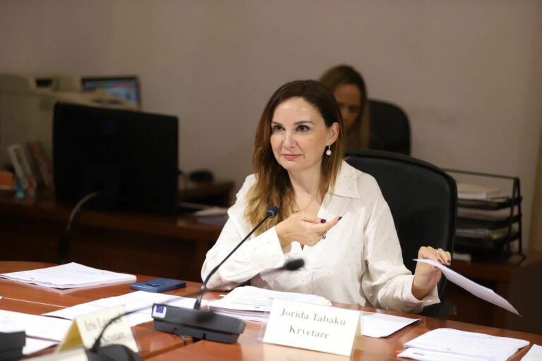 “Paaftësi”/ Reagon ashpër Tabaku: Qeveria ka dështuar, si mund të quhet funksionale një Ministri që nuk…