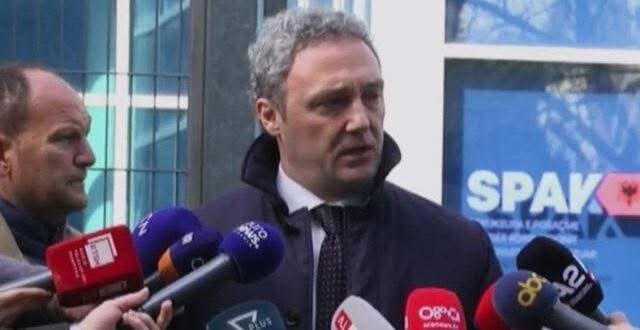 Paditësi pranon se interesi i tij ka qenë lufta politike/ Bardh Spahia: Gjyq politik