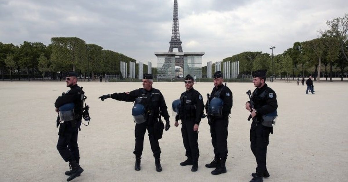 Parisi në panik! Po planifikonin sulme terroriste, arrestohen tre vajza në Francë