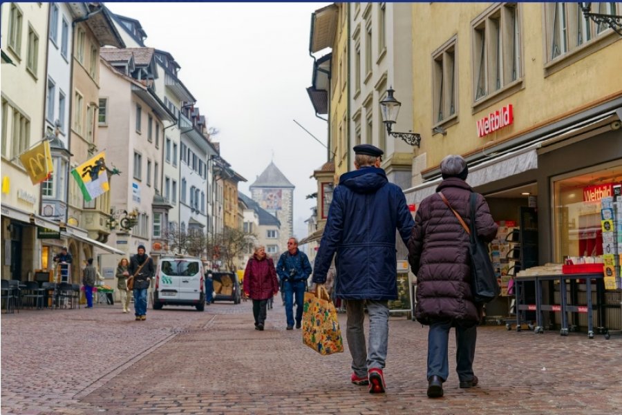 Për çfarë kursejnë banorët e vendit më të shtrenjtë në Evropë, edhe pse çdo person i 7-të është milioner?