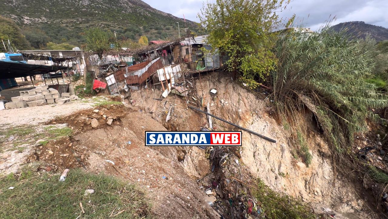 Përmbytjet në Delvinë rrezikojnë shembjen e banesave: Banorët kërkojnë ndërhyrje urgjente – VIDEO