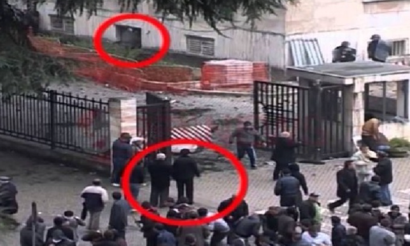 “Personi që fshiu serverat, sot është në partinë e Bashës”, gazetari: Urdhri për të qëlluar në 21 Janar nuk është i qartë…