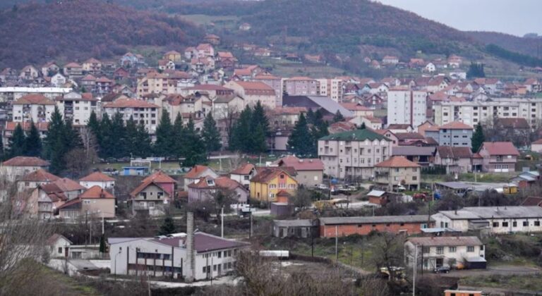Policia e Kosovës ngre dyshimet: Plagoset dhe rrëmbehet një serb në Leposaviq