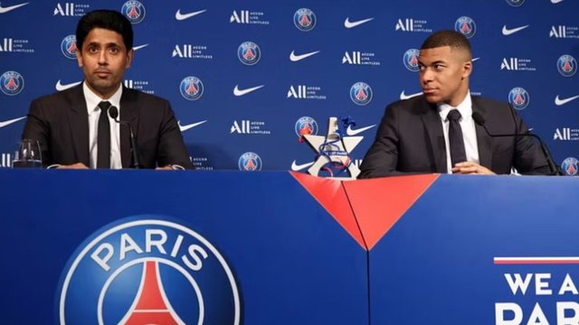 PSG dhe Kylian Mbappe përballen në gjyq; sulmuesi kërkon mbi 240 milionë euro dëmshpërblimi