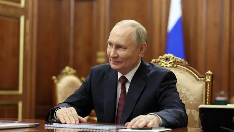 Putin dërgon shefat e shërbimeve sekrete në Abu Dhabi, zbardhen “vijat e kuqe” të Kremlinit për planin e paqes