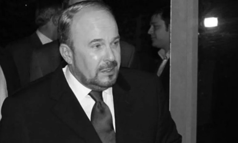 “Qoftë në qeveri apo në burg, dominoi në skenën politike”/ “The Guardian” artikull për Fatos Nanon