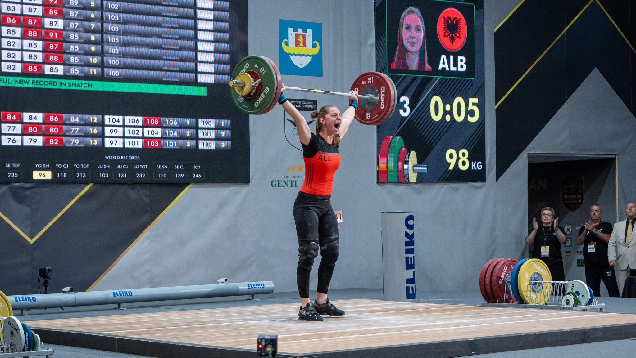 Rama poston fotot: Enkileda Carja konfirmohet kampione e Europës në peshëngritje për të rinj dhe U23