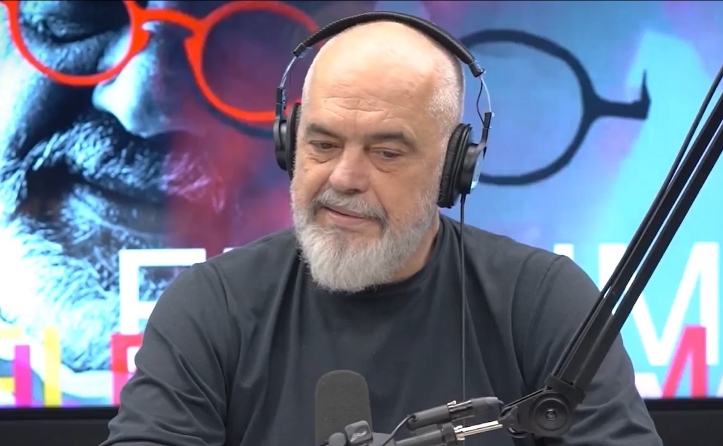 Rama: Unë vuaj nga pakënaqësia. Jam i pathyeshëm në kokëfortësinë për të nxjerrë timen