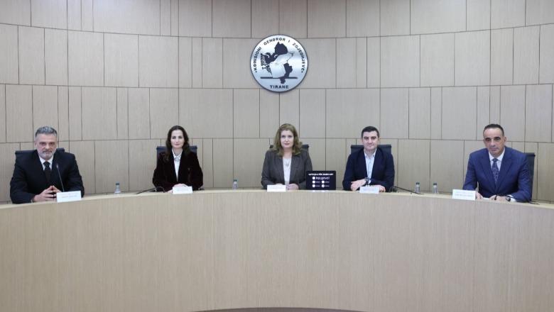 Rikthehen në KQZ Arben Ristani dhe Bledar Skënderi, certifikohen rezultatet e zgjedhjeve të 9 nëntorit