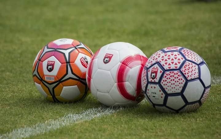 Rithehet kampionati, Superioria në dy ditë, inferiorët nisin fazën e dytë