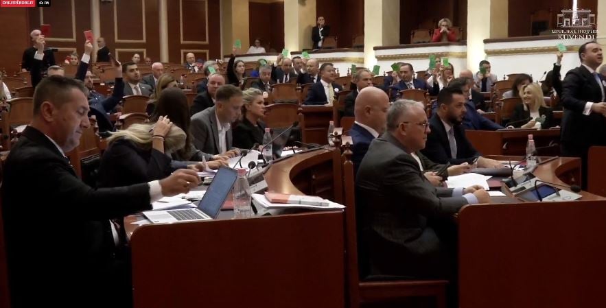 Rrëzohet kërkesa për mocion me debat ndaj Ballukut, Peleshi: Është çështje nën hetim