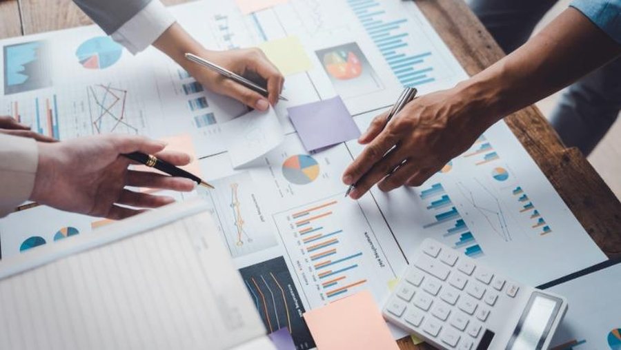 Rritje rekord të të ardhurave doganore, karburanti dhe cigaret ‘mbajnë’ arkën e shtetit