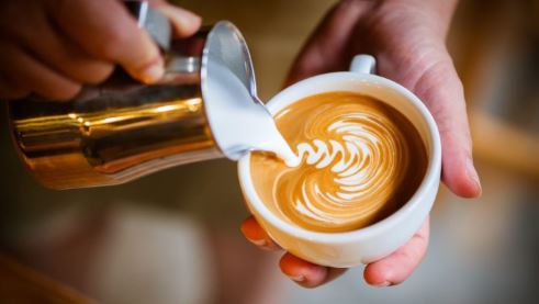 Sa kafe duhet të konsumoni në ditë për qarkullim të mirë të gjakut?