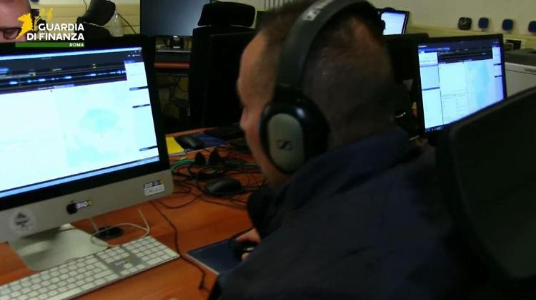 Sekuestrohen 130 kg lëndë narkotike/ Goditet banda e trafikut të kokainës në Itali, drejtohej përmes platformave…