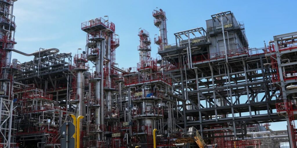 Serbia në krizë nafte, çmimet mund të rriten