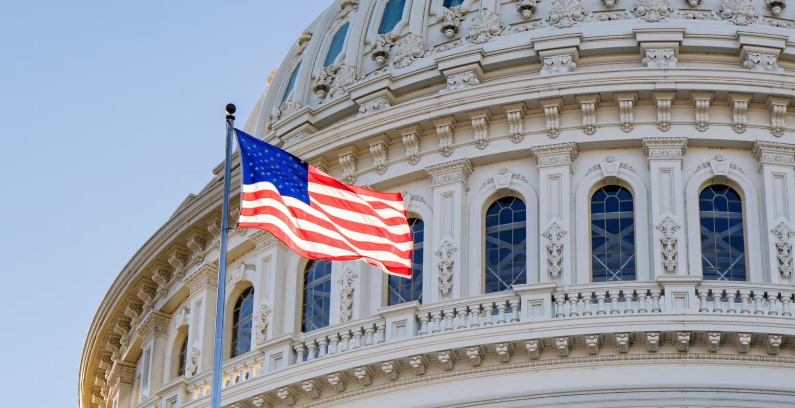 SHBA/Senati zhbllokon qeverinë, disa demokratë bashkojnë votat me republikanët