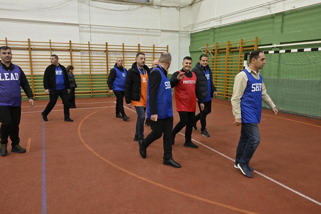 Shërbimi Sekret Amerikan trajnon truprojet që mbrojnë Dumanin