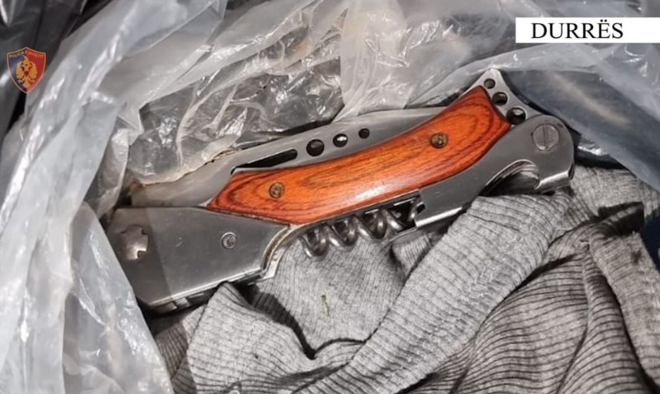 Sherr mes të miturve në Durrës, njëri plagoset me thikë