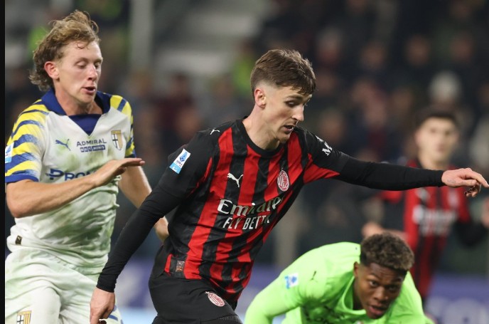 Shpërdoron avantazhin e dyfishtë, Milan merr vetëm 1 pikë ndaj Parmës (video)