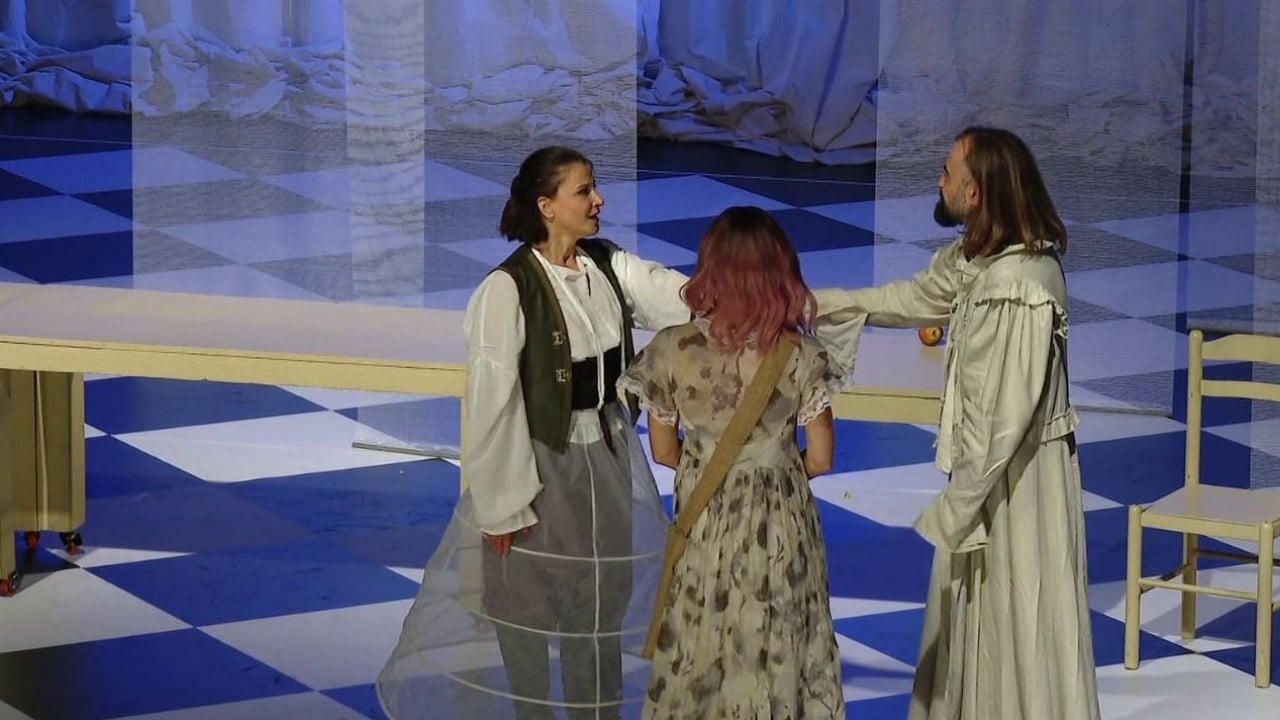 “Si ta doni”/ Komedia shekspiriane, premierë në Teatrin Kombëtar nga regjisori amerikan John Blondell