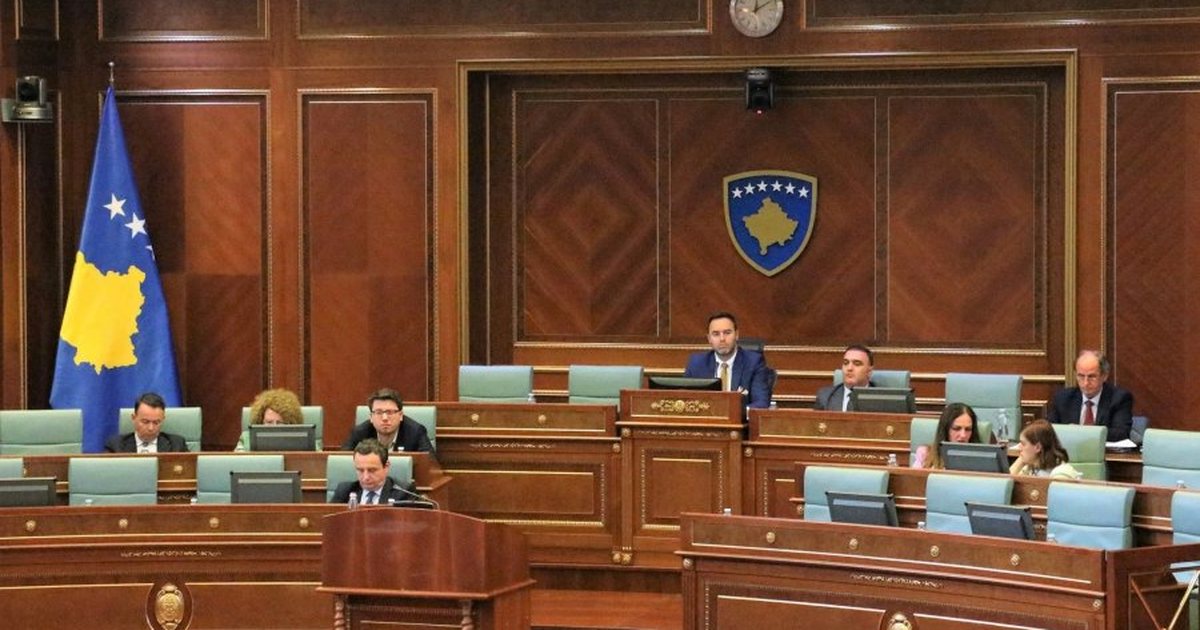 Situata politike në Kosovë, analiza e DW: “Kryeneçësia” e partive politike për të mos bashkëpunuar ‘lë’ shtetin pa qeveri