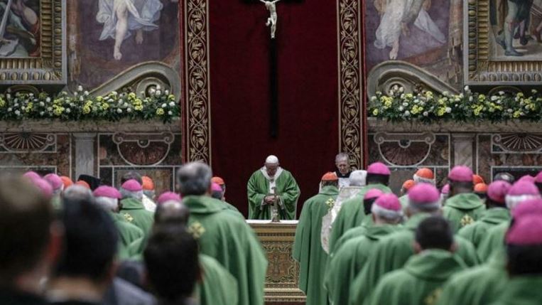 Skandal në Kishën Katolike të Spanjës — Peshkopi akuzohet për abuzim seksual me të mitur