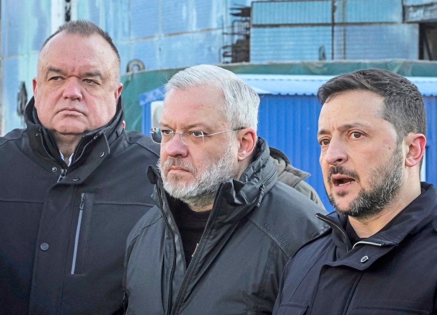 Skandalet e korrupsionit tronditin Kievin – të dyshuarit ikin edhe në Austri