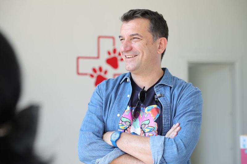 SONDAZHI: 53.5% e qytetarëve pro lirimit të Veliajt pas vendimit të Kushtetueses