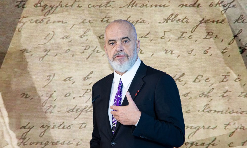 Sot Dita e Alfabetit/ Rama: Fjala shqipe vazhdon të ndërtojë historinë e një kombi që shpirtin e ka te gjuha