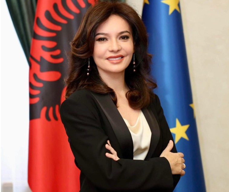 Spiropali vizitë zyrtare në Hagë, takon edhe Hashim Thaçin në burg