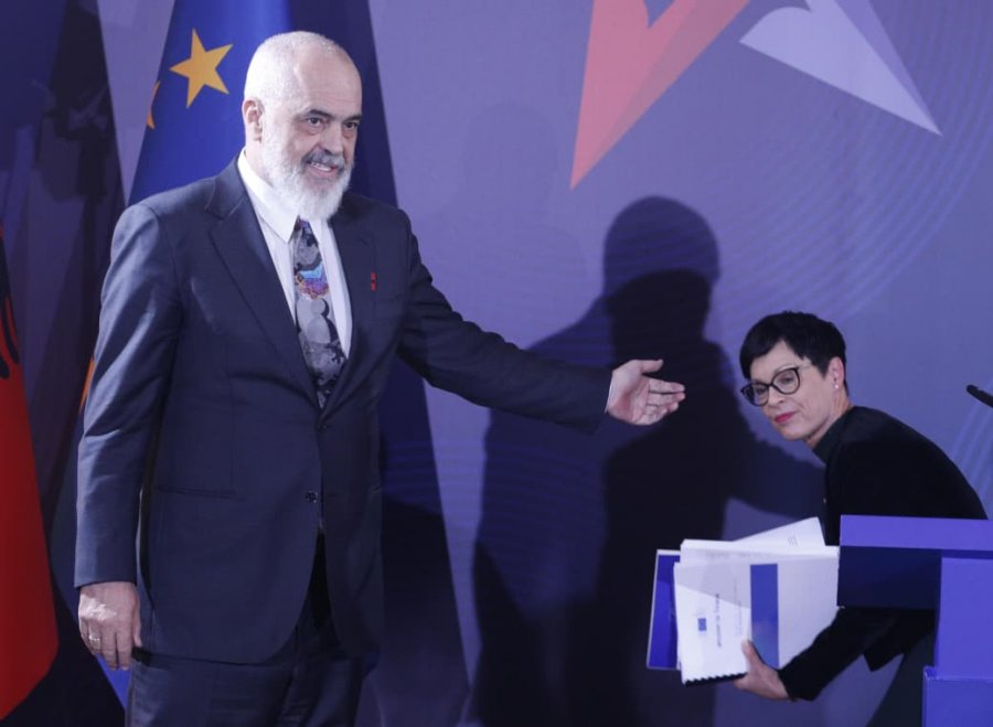 ‘Spiropalizimi’ i Kosit, rasti i Kurz dhe standardet evropiane të Ramës