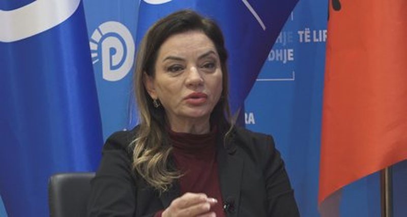 “Spiun dhe çimka”, Vokshi tregon çfarë ndodhi mes Flamur Nokës dhe Anila Aliajt