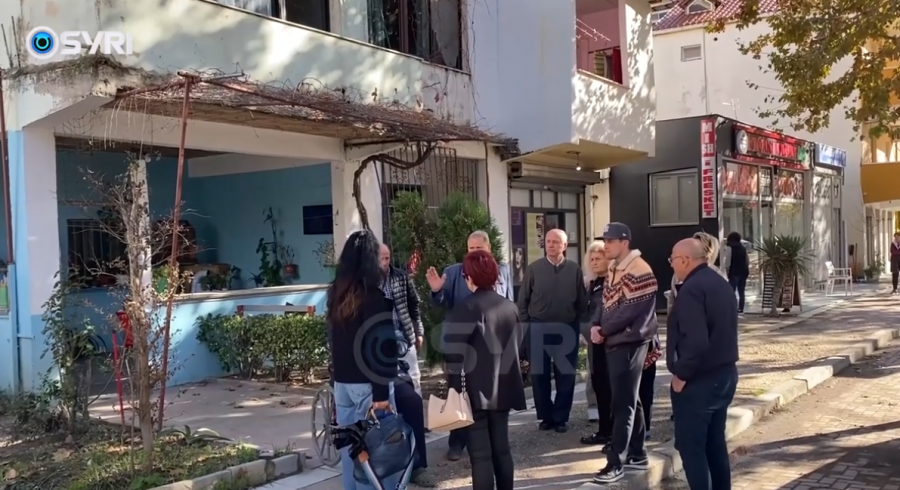 SYRI TV/ Banorët nxirren nga banesat në Durrës: Do të vetëflijohemi, jemi në rrugë