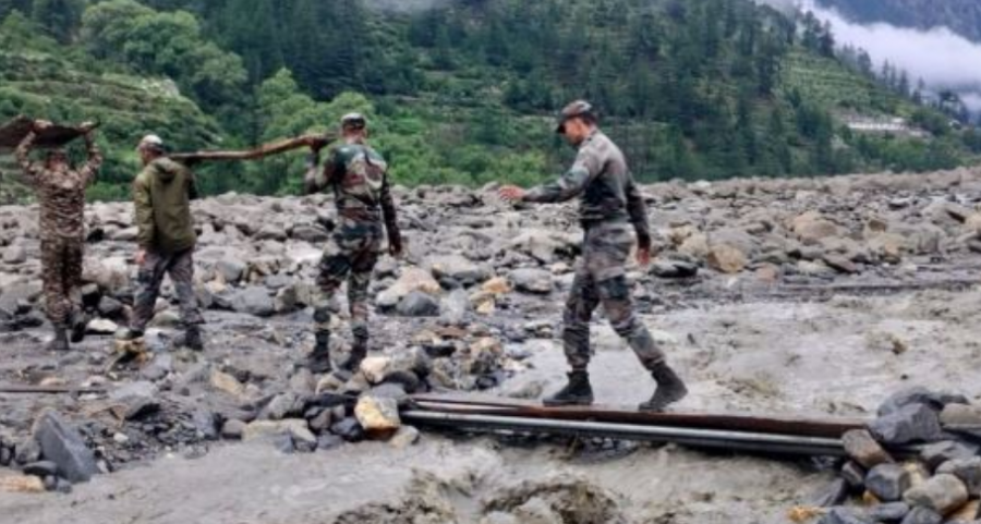 Tajfuni ‘Kalmaegi’ arrin në Vietnam