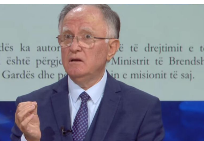 “Të hetohet bashkëpunimi i zyrtarëve me Gardën”/Ish-ministri i Brendshëm për 21 Janarin: Pse Berisha dhe Basha s’ndalën të shtënat?