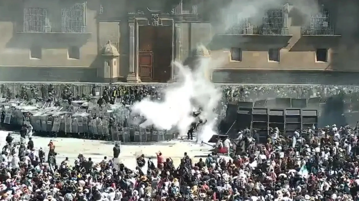 Të paktën 120 të plagosur në protestat e gjeneratës Z kundër korrupsionit dhe dhunës për drogën në Meksikë