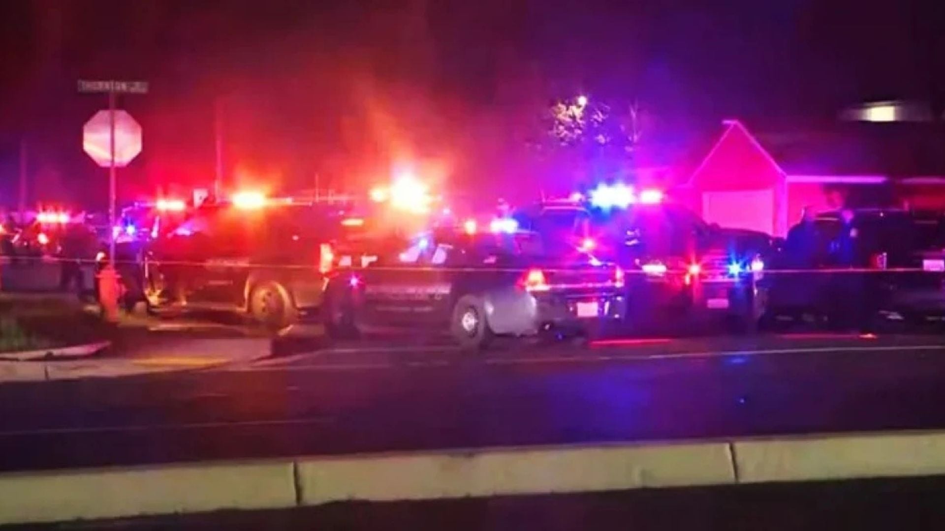 Të shtëna me armë zjarri në Kaliforni, 4 viktima dhe 10 të plagosur, ishin mbledhur për një festë ditëlindjeje