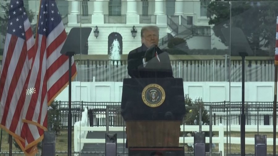 Tjetërsoi fjalimin e Presidentit, BBC i kërkon falje Trump, por refuzon të paguajë “gjobën”