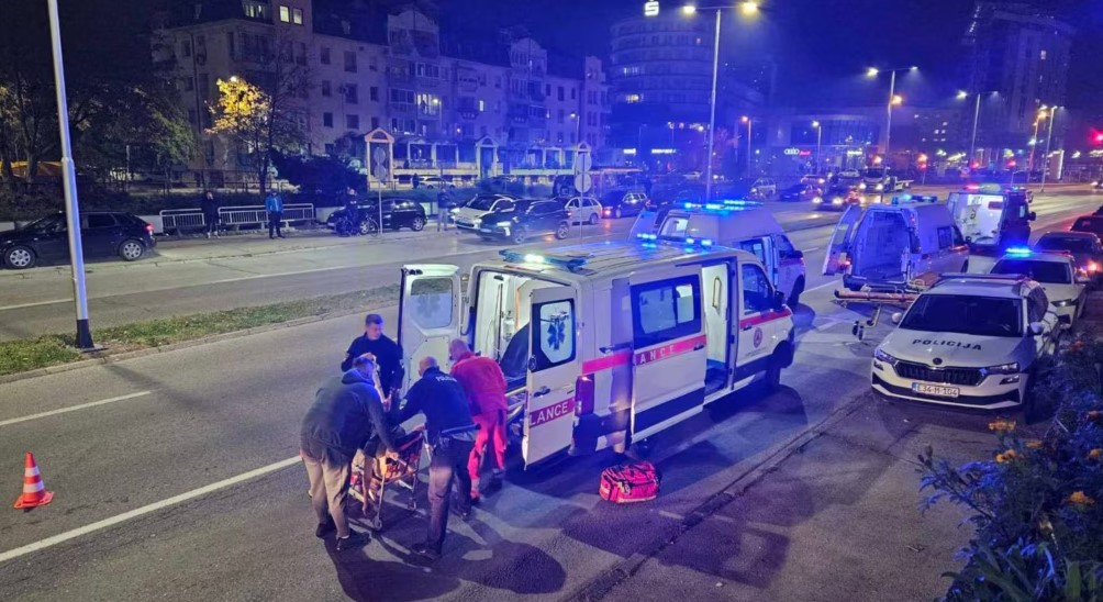 Tragjedi në Bosnje-Hercegovinë, shtëpia e të moshurave përfshihet nga flakët, 10 viktima e 20 të plagosur