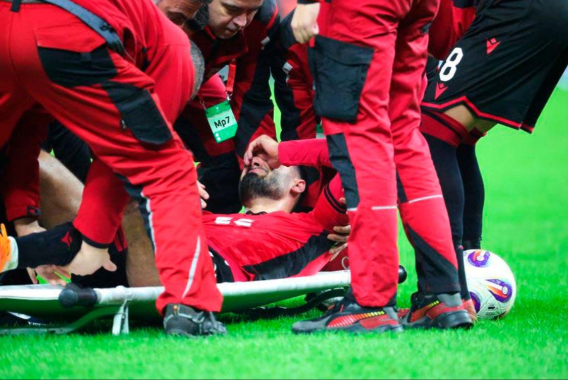 Trajneri i Bërnlit jep informacion për Brojën: Ka dëmtim të lehtë, tani jemi më të qetë